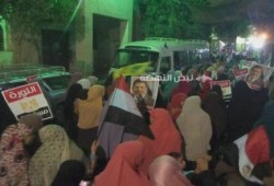 الجيزة: صور الرئيس مرسي وأعلام مصر تسيطر على مسيرة المنصورية