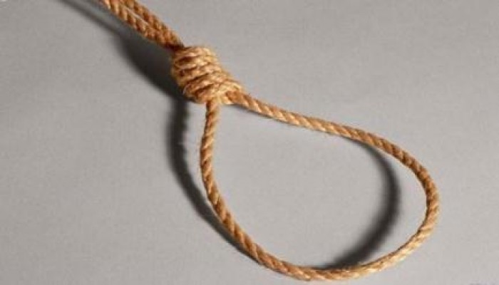 بسبب الأزمات المالية موظف بقطاع الكهرباء يشنق نفسه