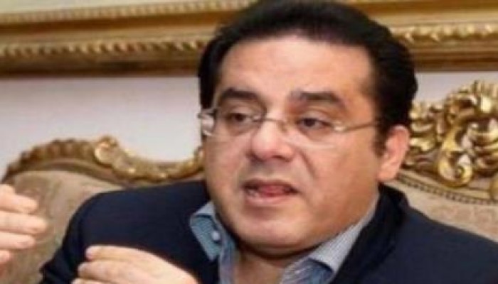 "أيمن نور" .. مالكا جديدا لقناة الشرق