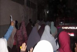 مسيرة ليلية لثوار الرمل بالإسكندرية تهتف بالقصاص