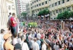 ردود الفعل الغاضبة تتواصل ضد قانون الخدمة المدنية الجديد .. وحشد لمليونية ضده