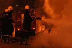 شؤم الانقلاب: إصابة 10 عمال في حريق هائل بشركة "سيراميك" بالسويس
