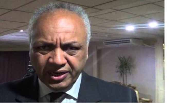 الانقلابي "مصطفي بكري" يلعن حقوق الإنسان والديمقراطية ويمدح القذافي وبشار (فيديو)