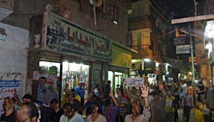 مسيرة ليلية لثوار منيا القمح بمطلع أسبوع " الثورة تلبي مطالب الجماهير "