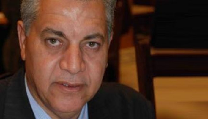 نقل المرتشي حمدي الفخراني للمستشفى بعد اعتقاله .. ونشطاء : "ولسه حساب ربنا"