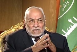 عبد القدوس : حياة “مهدي عاكف” في خطر