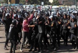 جاك هيلي: النظام العسكري الذي يحكم مصر يشبه نظيره في بورما