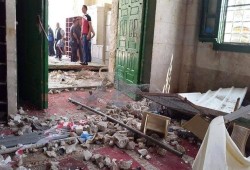 شاهد بالصور ..  الدمار الذي خلفته قوات الاحتلال بعد انسحابها من ‏المسجد الأقصى