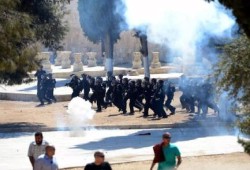 اصابة 5 جنود صهاينة خلال مواجهات مع شباب حماية الأقصى