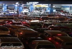 أزمة الوقود تشل الحركة في المحافظات .. والسيسي يكافئ الوزير بتعينه رئيسا لحكومة الانقلاب