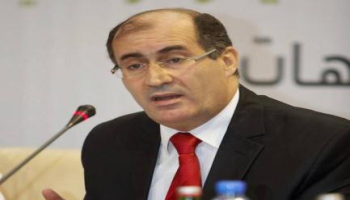 حشمت : "مصر الآن" أًغلقت لأسباب سياسية وإدارية ..ولا علاقة لقيادات الإخوان بذلك