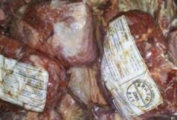 اللحوم الفاسدة تغزو الأسواق المصرية عشية عيد الأضحى