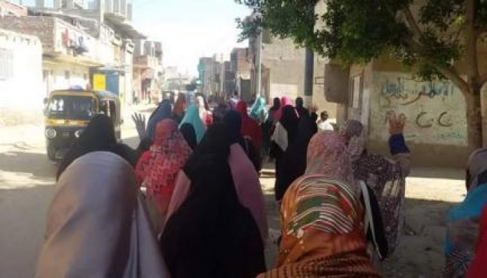 البحيرة: مسيرة لحركة نساء ضد الانقلاب بحوش عيسى في رابع أيام عيد الأضحى