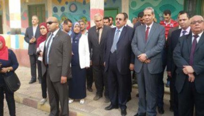 ثورة الطالبات: اعتراض موكب وزير تعليم الانقلاب من طالبات ثانوي قليوب.. والأمن يبعدهن