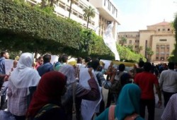 طلاب هندسة الإسكندرية يستهلون عامهم الدراسي بفعالية مناهضة للانقلاب
