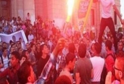 فعالية مناهضة للانقلاب بجامعة القاهرة .. والأمن يهاجمها