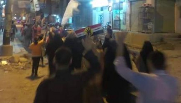 ثوار الصف يواصلون حراكهم الثوري ضد الانقلاب بمسيرة ليلية حاشدة