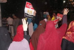 مسيرة ليلية ضد حكم العسكر بالخانكة في ختام أسبوع "عيدنا ثورة"
