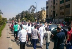 فيديو.. شباب الحركات الثورية يلهبون حماس الثوار بمدينة نصر عقب صلاة الجمعة