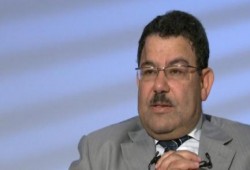 جابر نصار يجامل الانقلاب ويفصل الدكتور سيف عبدالفتاح من الجامعه