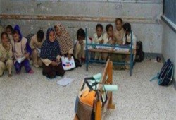 فى عهد الانقلاب: مدارس أسوان بلا مقاعد خشبية