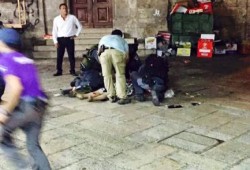 بعد طعنه 4 مستطونيين صهاينة وقتله أحدهم .. شرطة  الاحتلال تقتل شاب فلسطيني