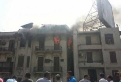حريق هائل في عقار سكني أمام مطلع كوبرى 6 أكتوبر