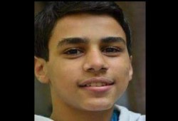 سجين جنائي يعتدي على شاب معتقل ويصيبه بجرح غائر في وجهه