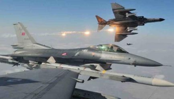 تركيا تهدد بتفعيل قواعد الاشتباك في حال انتهاك جوها