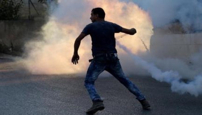 آلاف الفلسطينيين يشيعون جثمان الشهيد سليمان في طولكرم