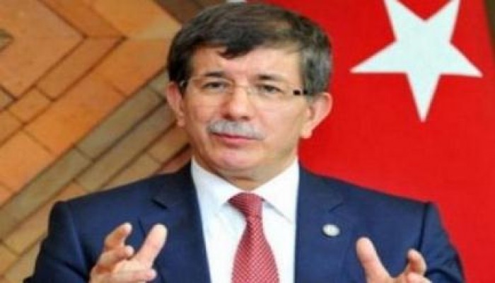 داود اوغلو يؤكد ان “لا تنازلات” بخصوص الانتهاكات الروسية للمجال الجوي التركي