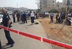 مقتل شرطي إسرائيلي وإصابة اثنين في عملية الطعن اليوم بالقدس