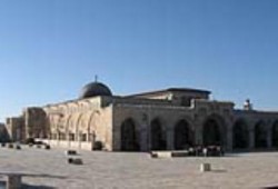 د. رائد فتحي يكتب : المَسجدُ الأقصى وَكَيفَ استَحالَ أُسطورةً