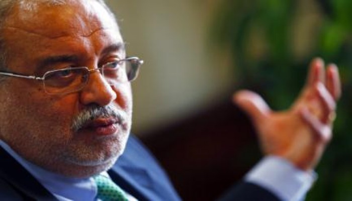 حكومة "الصايع الضايع" تشحت 4 مليار دولار