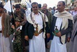 المقاومة باليمن تأسر قياديا حوثيا ذا صلة بحزب الله اللبناني الشيعي