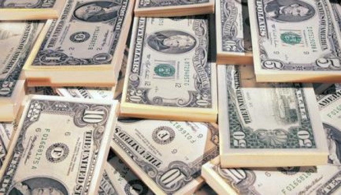 مع توقعات بارتفاعه.. الدولار يسجل 8.2 جنيه في السوق السوداء