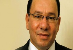 وائل قنديل يكتب: سيادة الرديء وقداسة المفتري