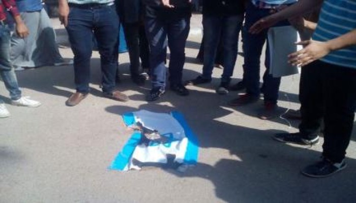 طلاب جامعة الإسكندرية يتظاهرون دعما للأقصى