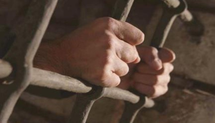 اعتقال مواطن بالدقهلية‬ وإصابته بكسر في ساقه