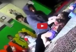 مربية تعتدي بوحشية على طفل بدار حضانة (فيديو)