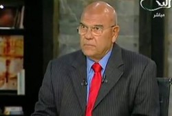 في ظل صراع أجنحة الانقلاب .. منع الانقلابي "سليمان عامر" من السفر في مطار القاهرة