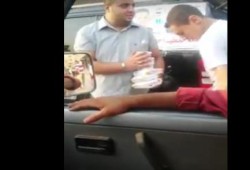 جمبري وأرز بلبن.. رشاوى انتخابية في أرض اللواء بانتخابات "برلمان مرجان" (فيديو)