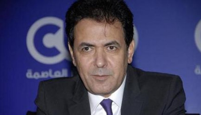 الانقلابي "خيري رمضان" : الناس مانزلتش تنتخب عشان اتصدمت في القناة والمؤتمر(فيديو)