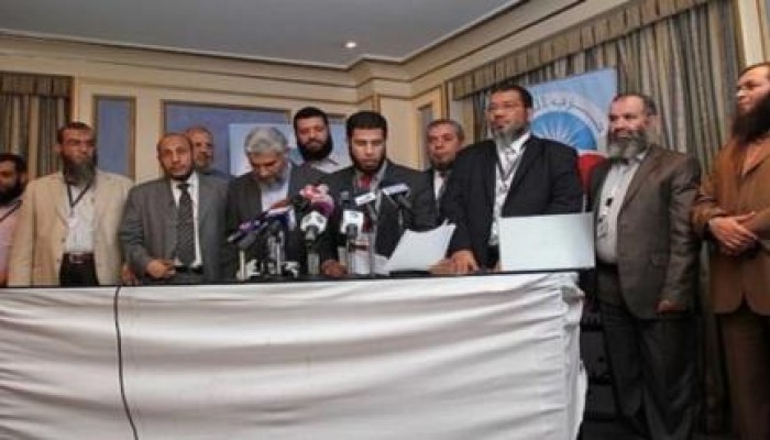 "آخر خدمة الغُزّ عَلْقة" حزب النور صفر فى برلمان مرجان