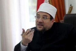 عمال "الأوقاف" بالمحافظات يتظاهرون تنديدًا بتخفيض رواتبهم