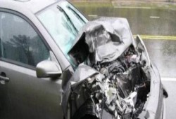 مصرع 4 وإصابة 4 آخرين إثر حادث تصادم سيارتين في كفرالشيخ