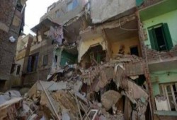 انهيار عقار في الإسكندرية متأثر بغزارة الأمطار