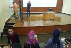 فشل الانقلاب بالصور.. غرق قاعات المحاضرات بجامعتي الإسكندرية والمنصورة