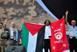 "قطار الحرية" يجوب شوارع تونس دعمًا لفلسطين