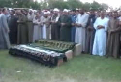 أسيوط تشيع جنازة 5 لقوا مصرعهم في حادث مطار عمان بالأردن